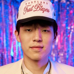 会准吗DeepSeek多维度预测杨瀚森首秀将砍下14+8+4+2全面数据